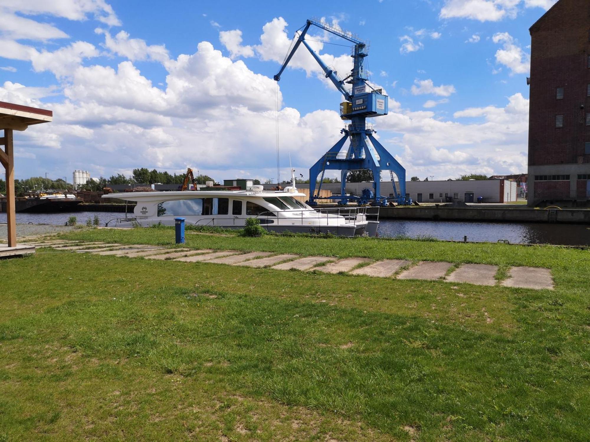 Boot & Bike Hansestadt Anklam Buitenkant foto