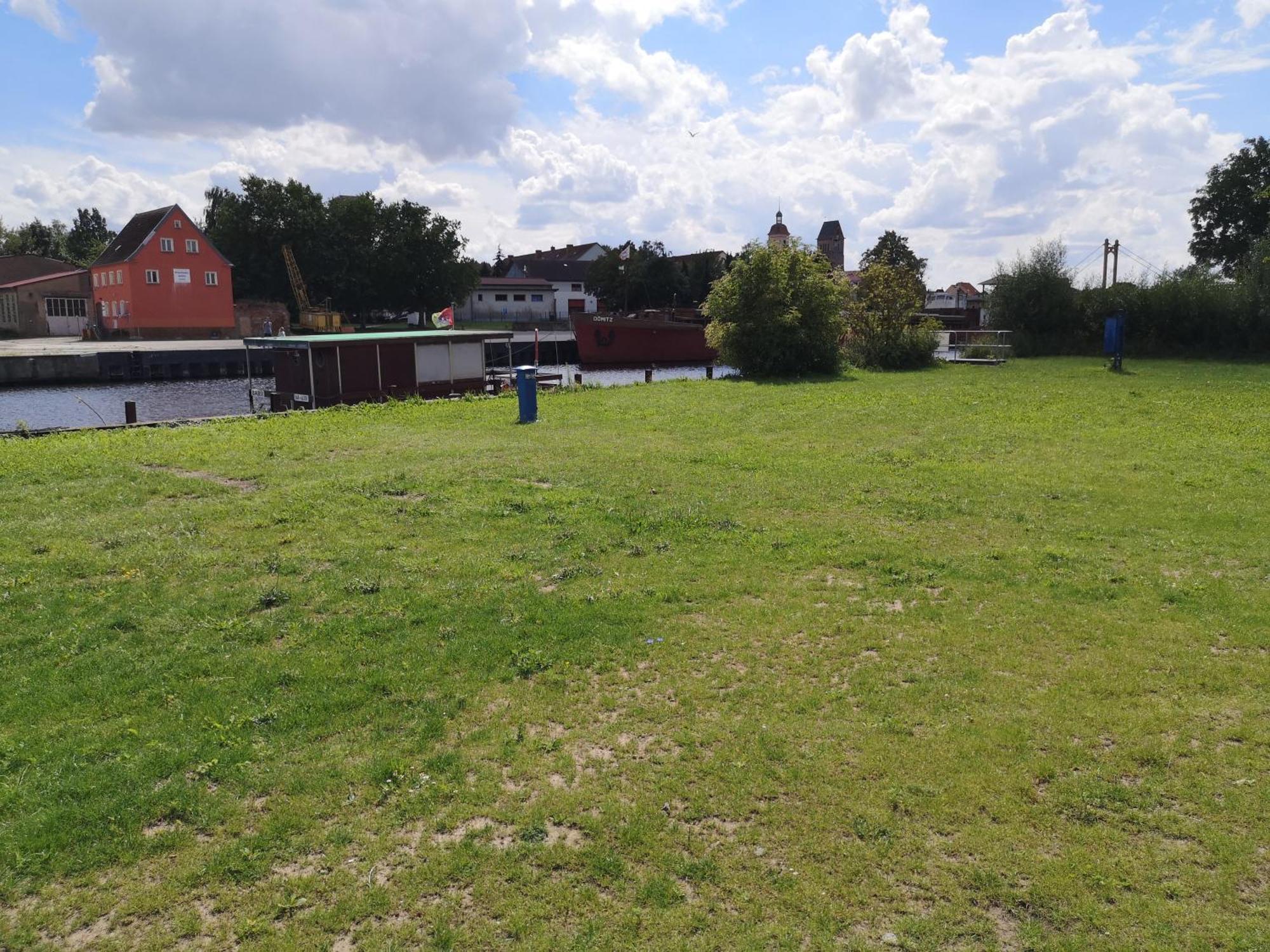 Boot & Bike Hansestadt Anklam Buitenkant foto
